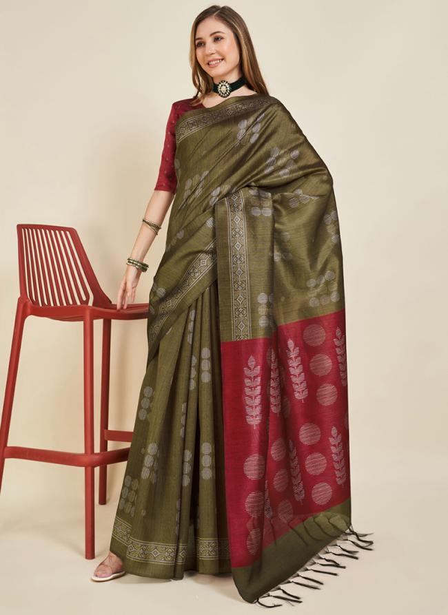 Soft Silk Mahendi Traditional Wear Weaving Saree